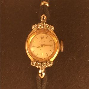 *Vintage Solid 14K Diamond Elgin Wristwatch